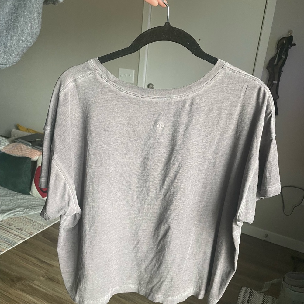 Lululemon Tee - Picture 2 of 3